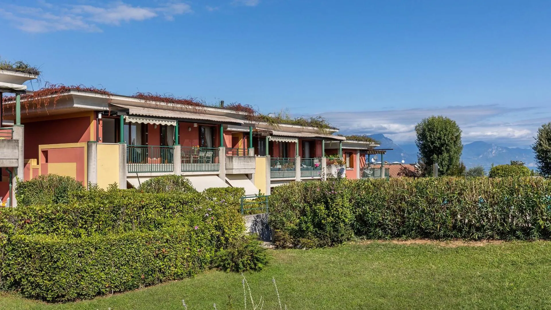 Delizioso Residence Vista Lago Desenzano del Garda Apartment